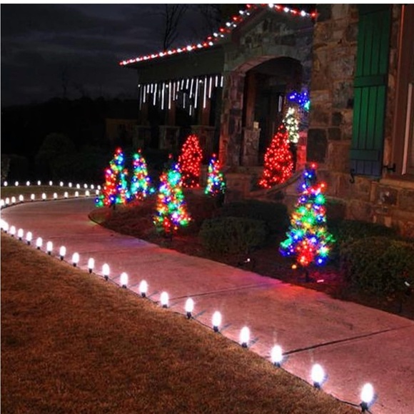 Cool White 50 LED C9 Christmas Lights - Picture 5 of 7